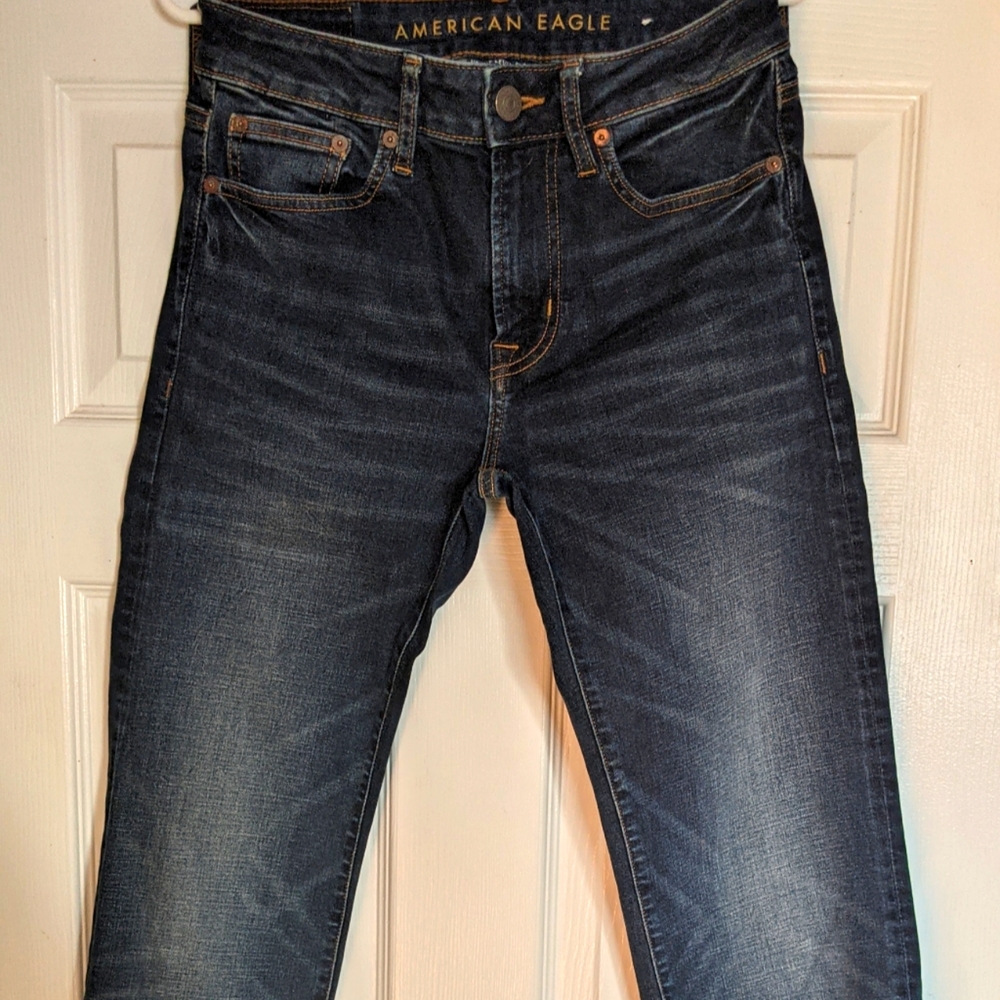 AE BARELY WORN JEANS